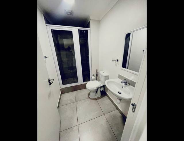1 BEDROOM APARTMENT FOR SALE IN HAYFIELDS